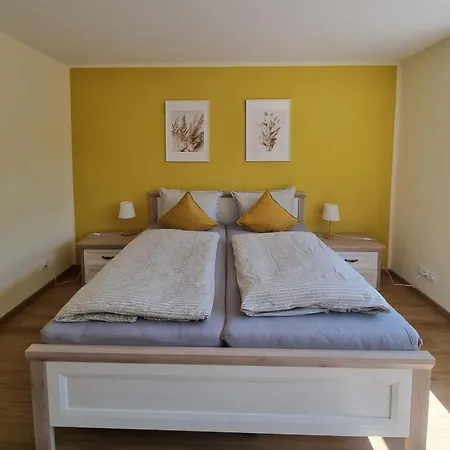 Apartment Modern Eingerichtet-stadtnah-ferienwohnung Mit Geschirrspueler Und Waschmaschine